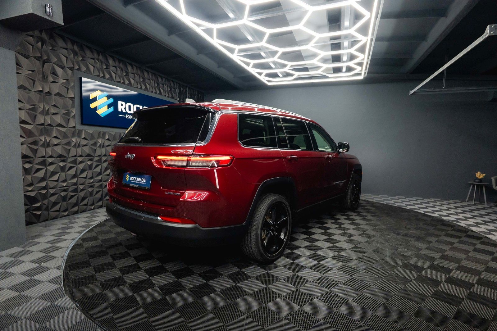 Fahrzeugabbildung Jeep Grand Cherokee 3.6 4x4 LIMITED L Modell 2022 19%