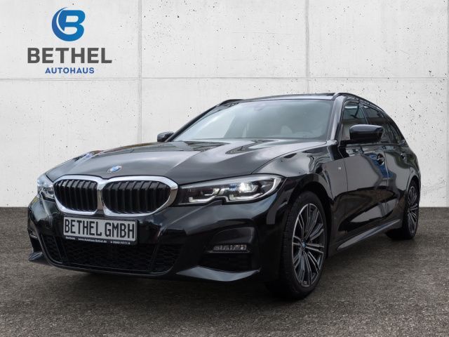 BMW 320d Touring M Sport, Kamera, Pano, Live, Nav