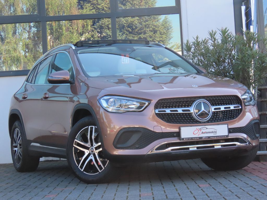 Image of Mercedes-Benz GLA 200