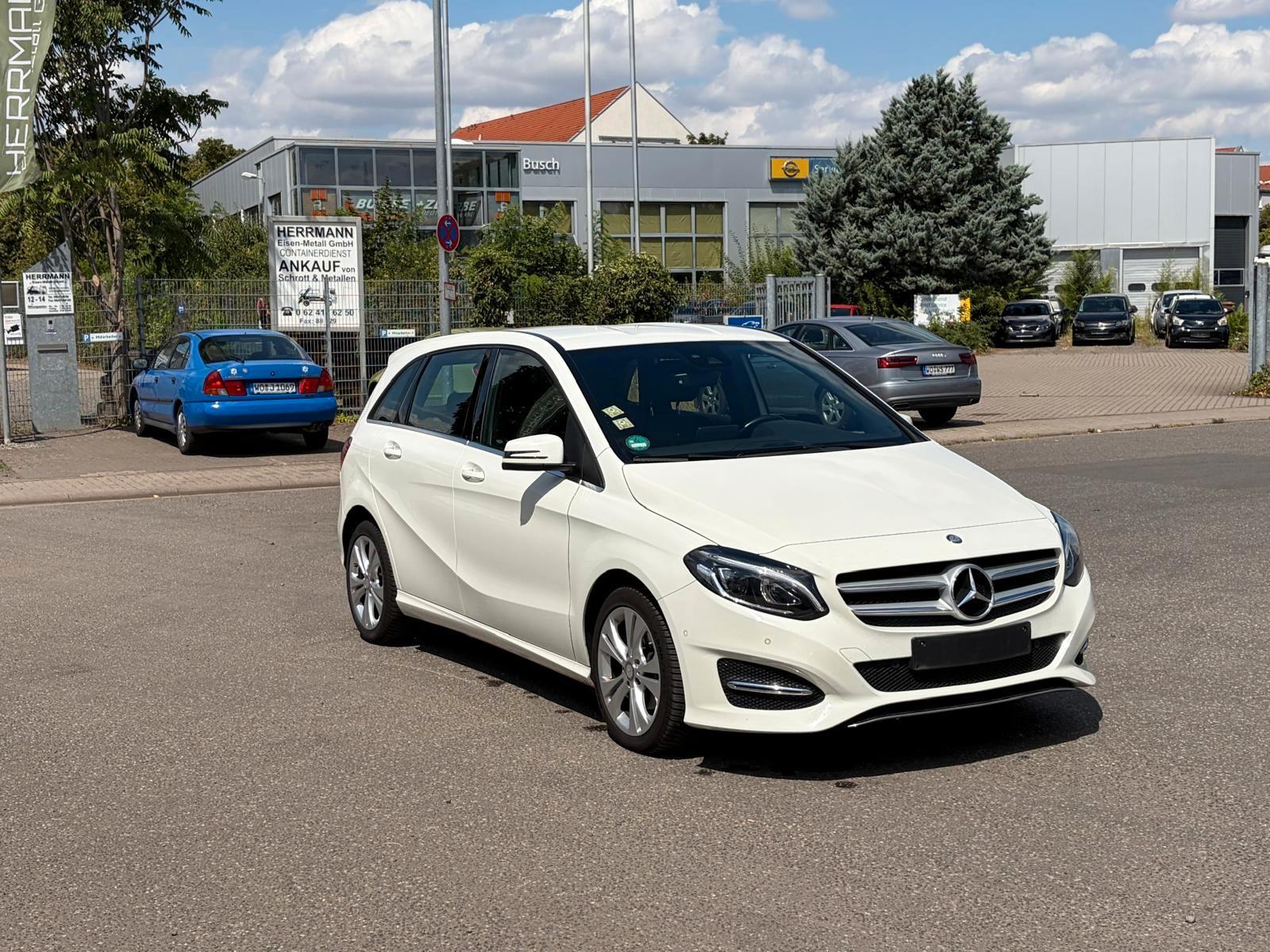Mercedes-Benz B 200 CDI / d Automatik / Navi / PDC / Euro 6