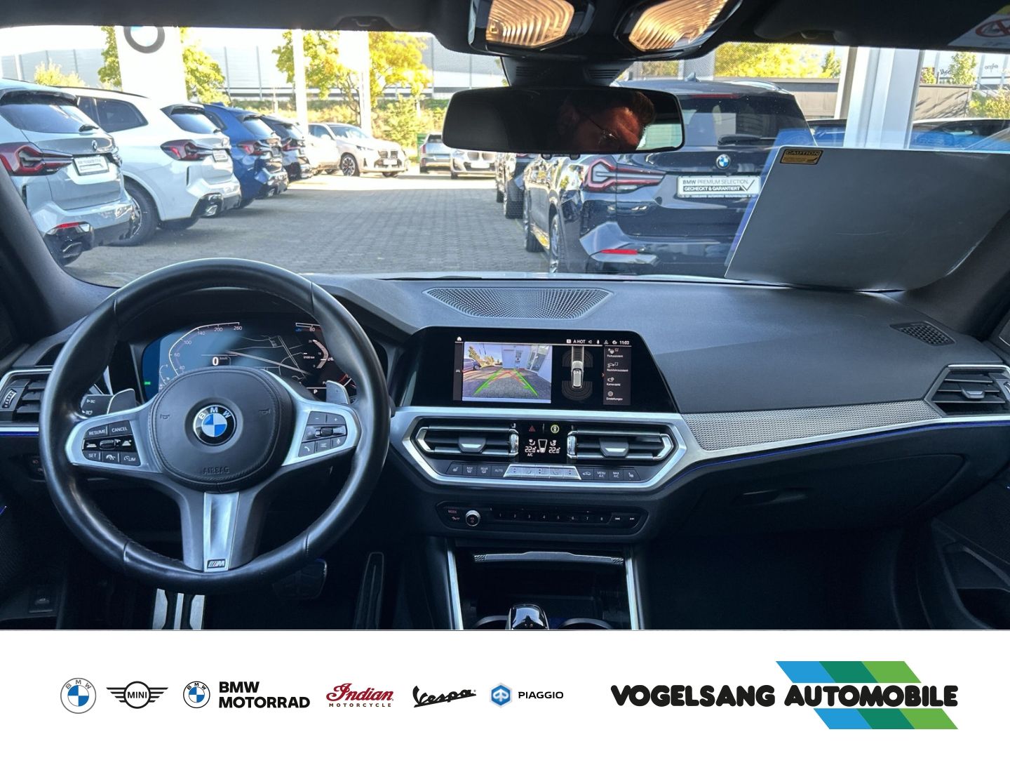 Fahrzeugabbildung BMW 320 d xDrive Touring M Sport Park-Assistent