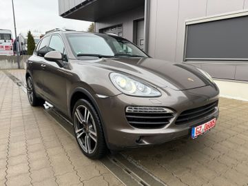 Porsche Cayenne - 3