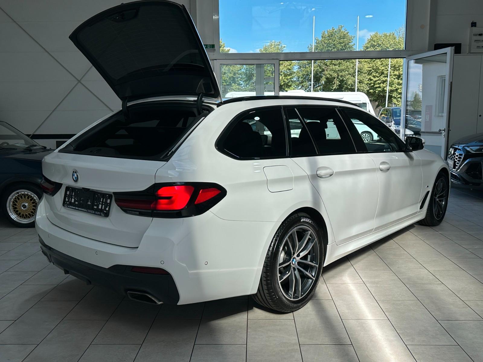 BMW 530d xDrive Touring Aut. M-SPORT LED*Leder*HUD