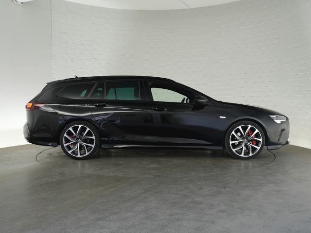Insignia B ST GSi 4X4 AT+AHK+NAVI+SCHIEBEDACH+SI