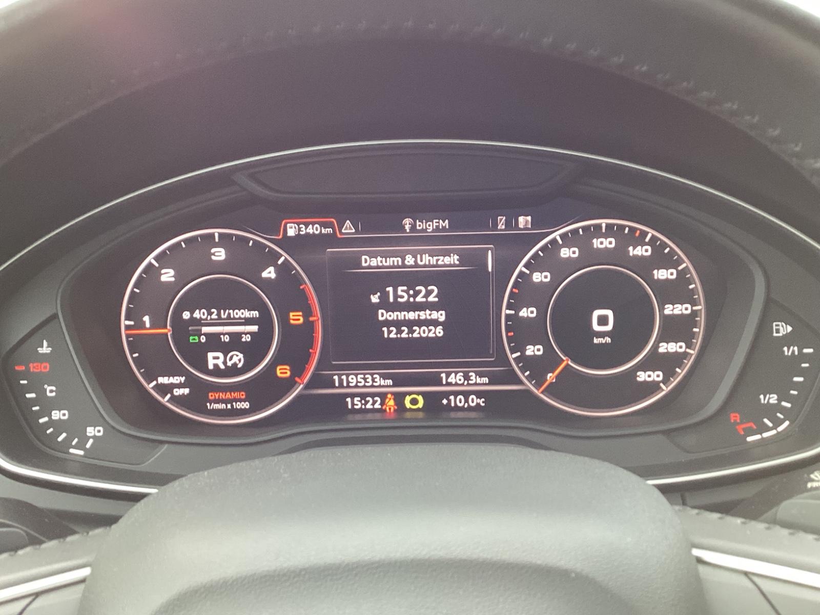 Audi Q5 40 TDI quattro S line S tronic AHK