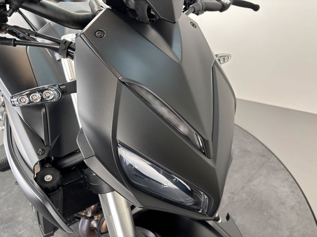 Fahrzeugabbildung QJ Motor SRK 700 *A2-TAUGLICH *WENIG KILOMETER *1.HAND