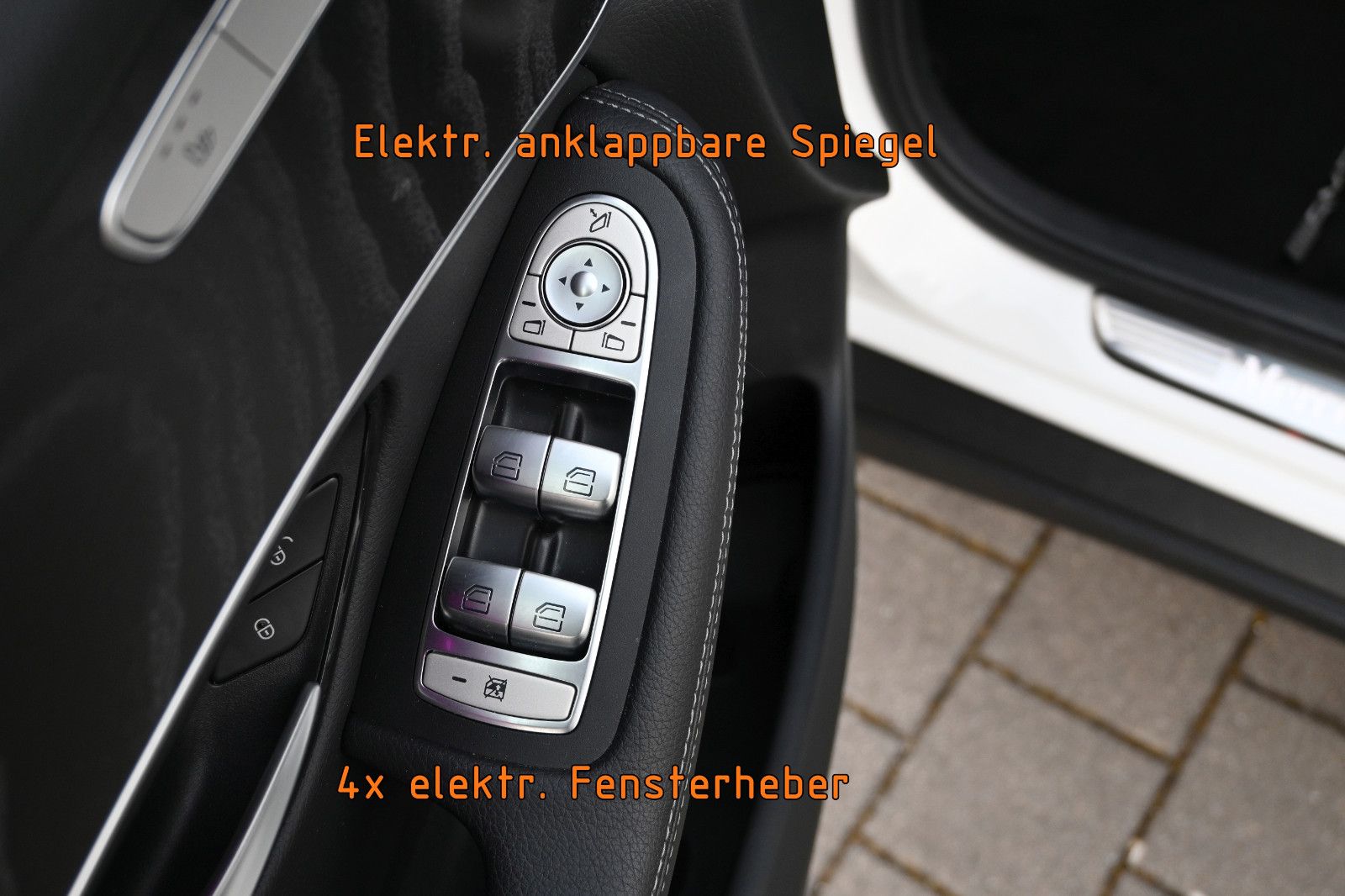 Fahrzeugabbildung Mercedes-Benz GLC 200 4MAT. AMG LINE °AHK°NIGHT-PAKET°BUSINESS