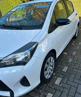 Toyota Yaris 1.0  / Unfallfrei / Nichtraucher  - Toyota Yaris: 1.0