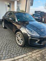 Porsche Macan black mit Panoramadach - Porsche Macan in Hagen