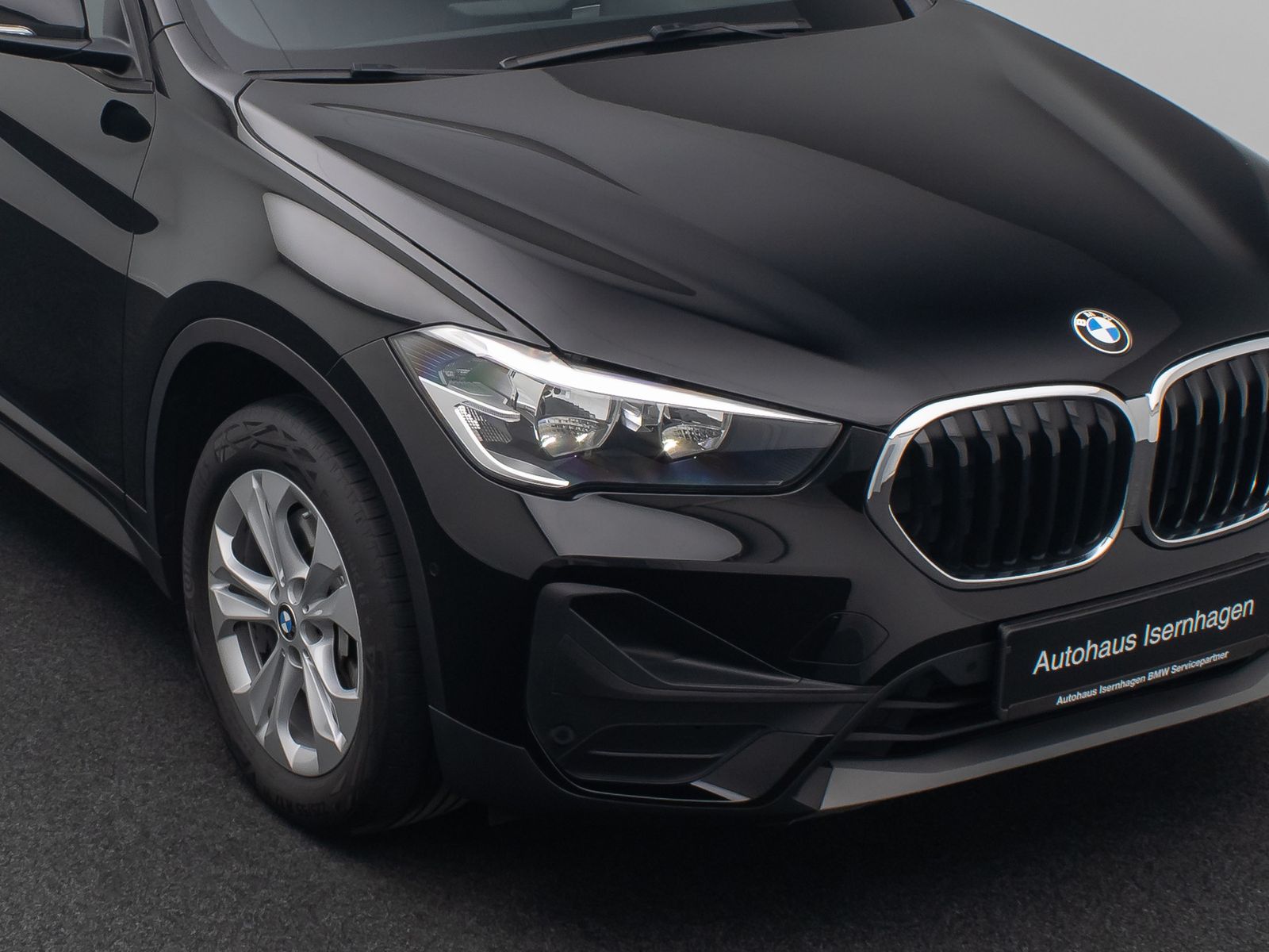 Fahrzeugabbildung BMW X1 xD25e ParkAss GeschwindigReg DAB Lordos Navi