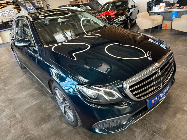 Mercedes-Benz E 350 *BURMESTER*KEYLES*PANO*AHK*ACC*StandHZ*