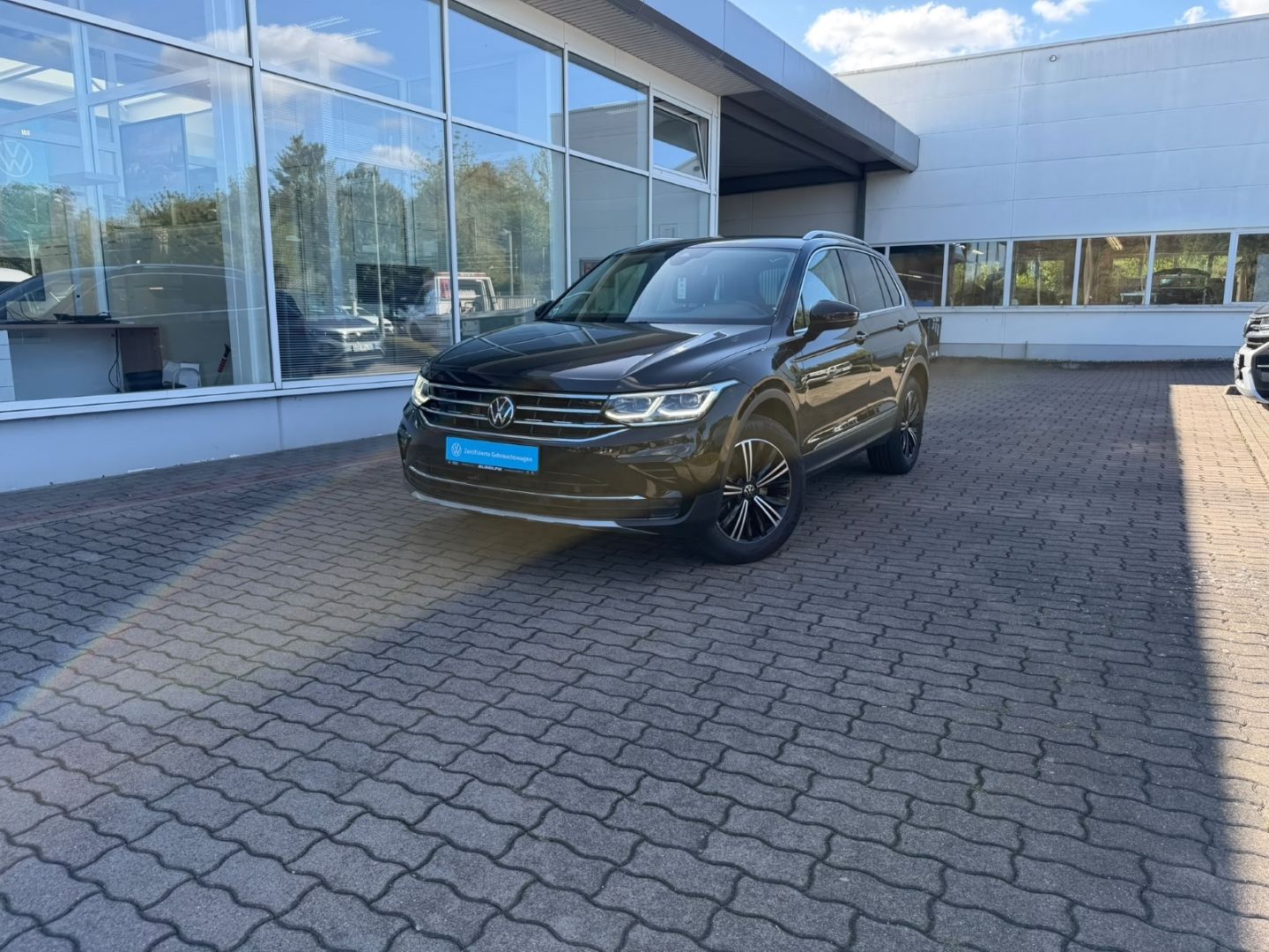 Volkswagen Tiguan Elegance 1.4 eHybrid SHZ Navi LED ACC PDC foto 1
