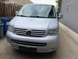 Volkswagen T5 Caravelle ATM 25.700 km - gebrauchte VW T5 Caravelle aus dem Jahr 2008