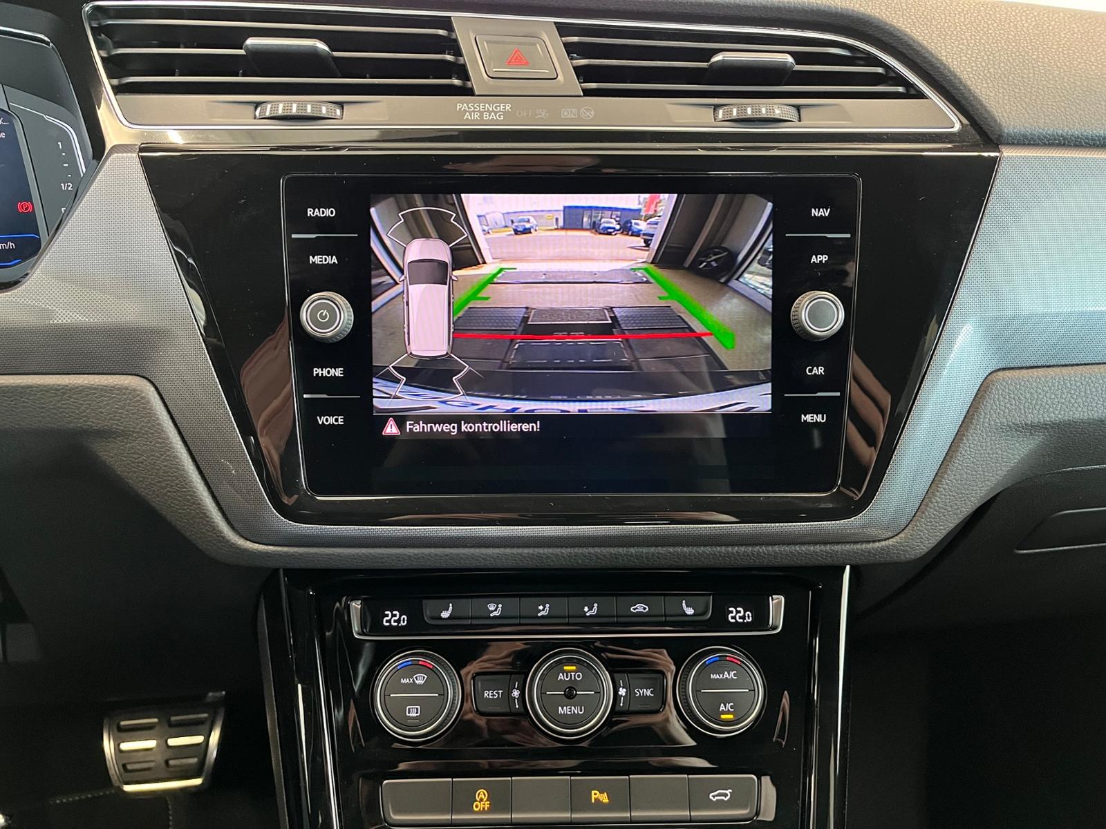 Volkswagen Touran Highline 1.5 TSI DSG R-Line Navi Pano LED, миниатюра 21