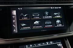 AUDI Q8 50 TDI quattro | S line | Pano | B&O | Matrix AUDI Q8 50 TDI quattro | S line | Pano | B&O | Matrix