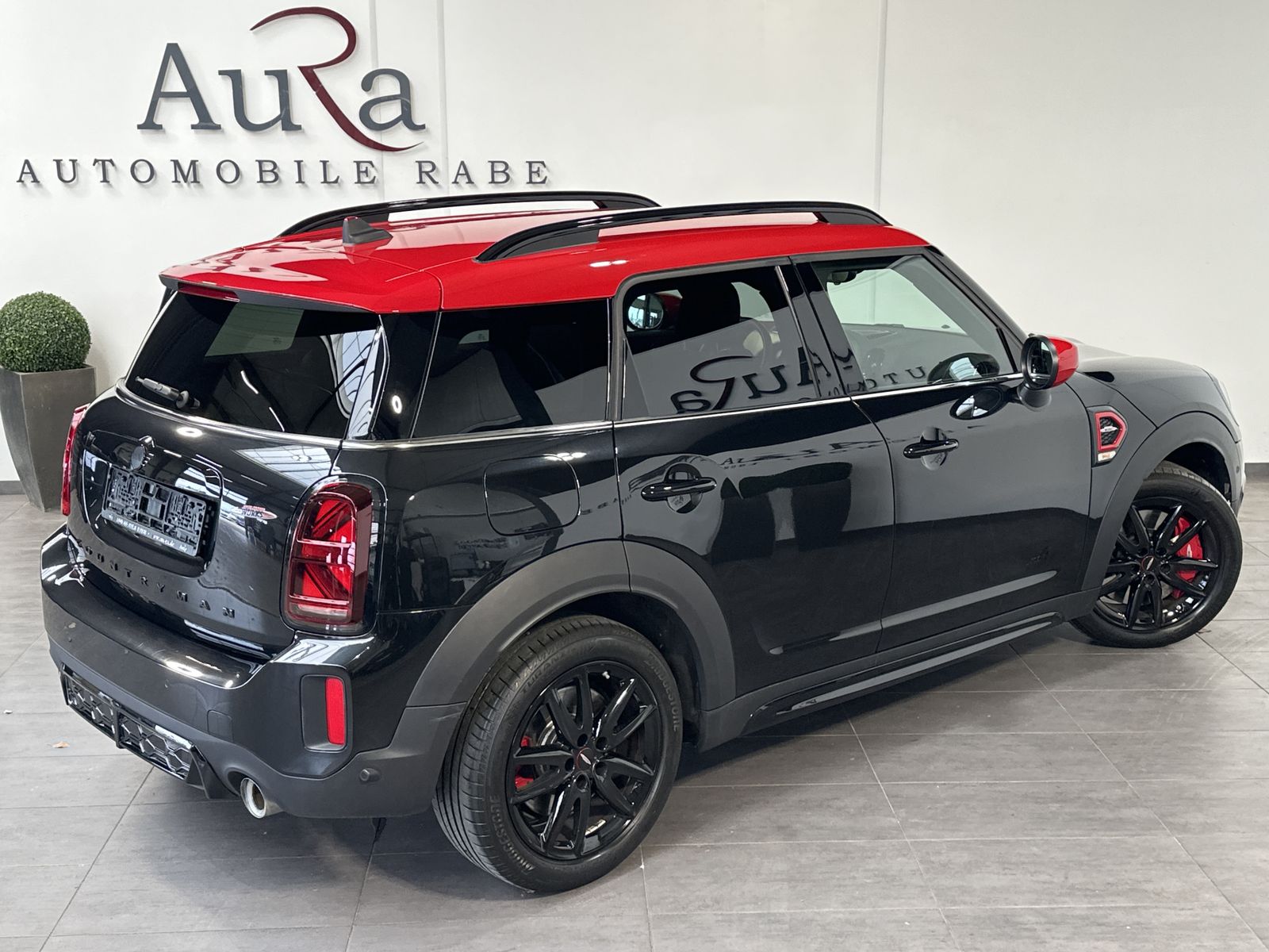 Fahrzeugabbildung MINI John Cooper Works Countryman NAV+LED+HEAD-UP+KAM