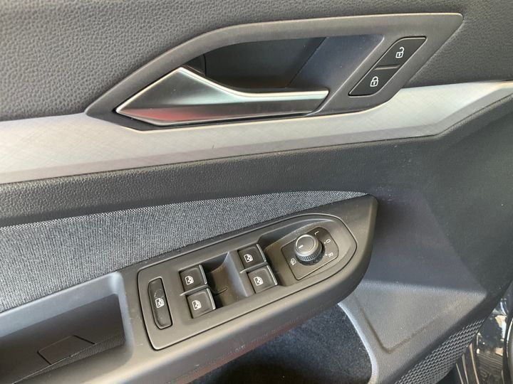 Fahrzeugabbildung Volkswagen Golf Life TSI *Cam*PDC*LED*Sitzhzg*App*ACC*XDS*