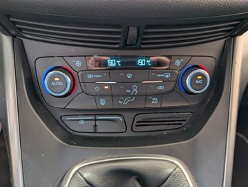 Ford Kuga Cool&Connect 120PS 2WD