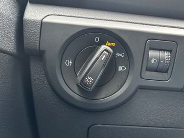 Bild 19 VW T-Cross 1.0 TSI PDC/Klima/Mirror Link/LED-Schei