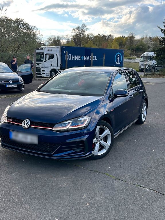 Image of Volkswagen Golf