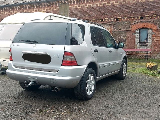 Mercedes-Benz Mercedes ml Benzin