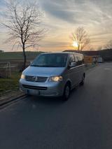 Volkswagen Vw T5 Multivan 1.9 TDI - Volkswagen T5 Multivan mit Diesel-Antrieb: Kleinbus, 1.9