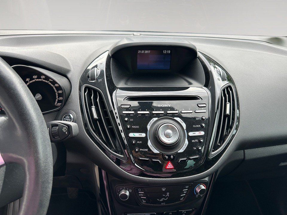 Fahrzeugabbildung Ford B-MAX 1.0i 125PS EcoBoost Titanium