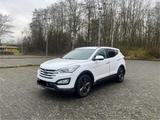 Hyundai SANTA FE 2.2 CRDi Style 4WD Automatik Style - gebrauchte Hyundai SANTA FE aus dem Jahr 2014