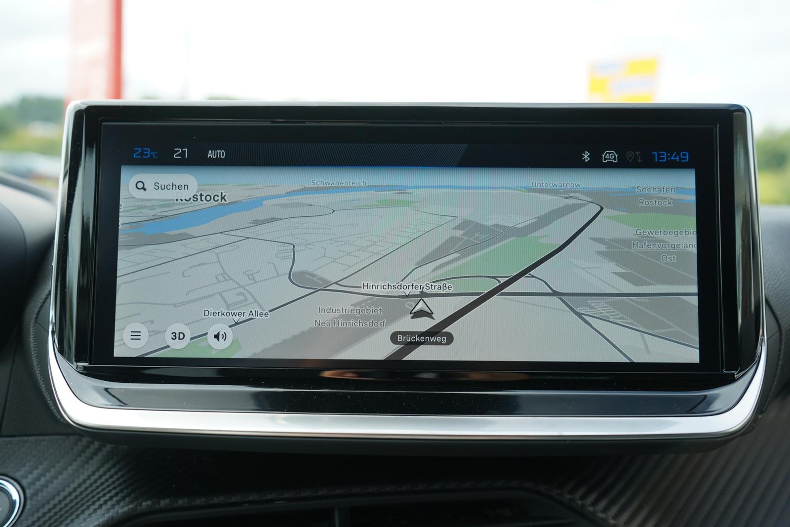 Peugeot 2008 PureTech 145 Aut. LED ACC Navi