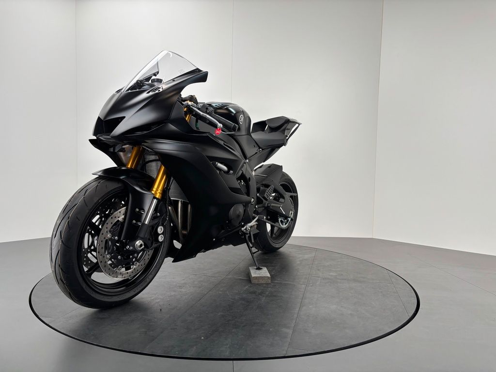 Fahrzeugabbildung Yamaha YZF R6 RACE *NEUFAHRZEUG MJ 25 *UMBAU MÖGL.