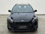 Ford Focus Turnier ST 1.Hand/Ford S-Heft/Recaro/BiXen - gebrauchte Ford Focus aus dem Jahr 2017