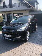 Ford Kuga 180PS 4x4 AHK ACC Pano-Dach Leder 8-Fach - Ford Kuga Gebrauchtwagen Bonn