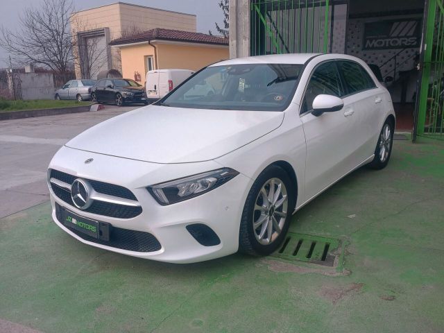 MERCEDES-BENZ Mercedes-benz A 180 d Automatic Business