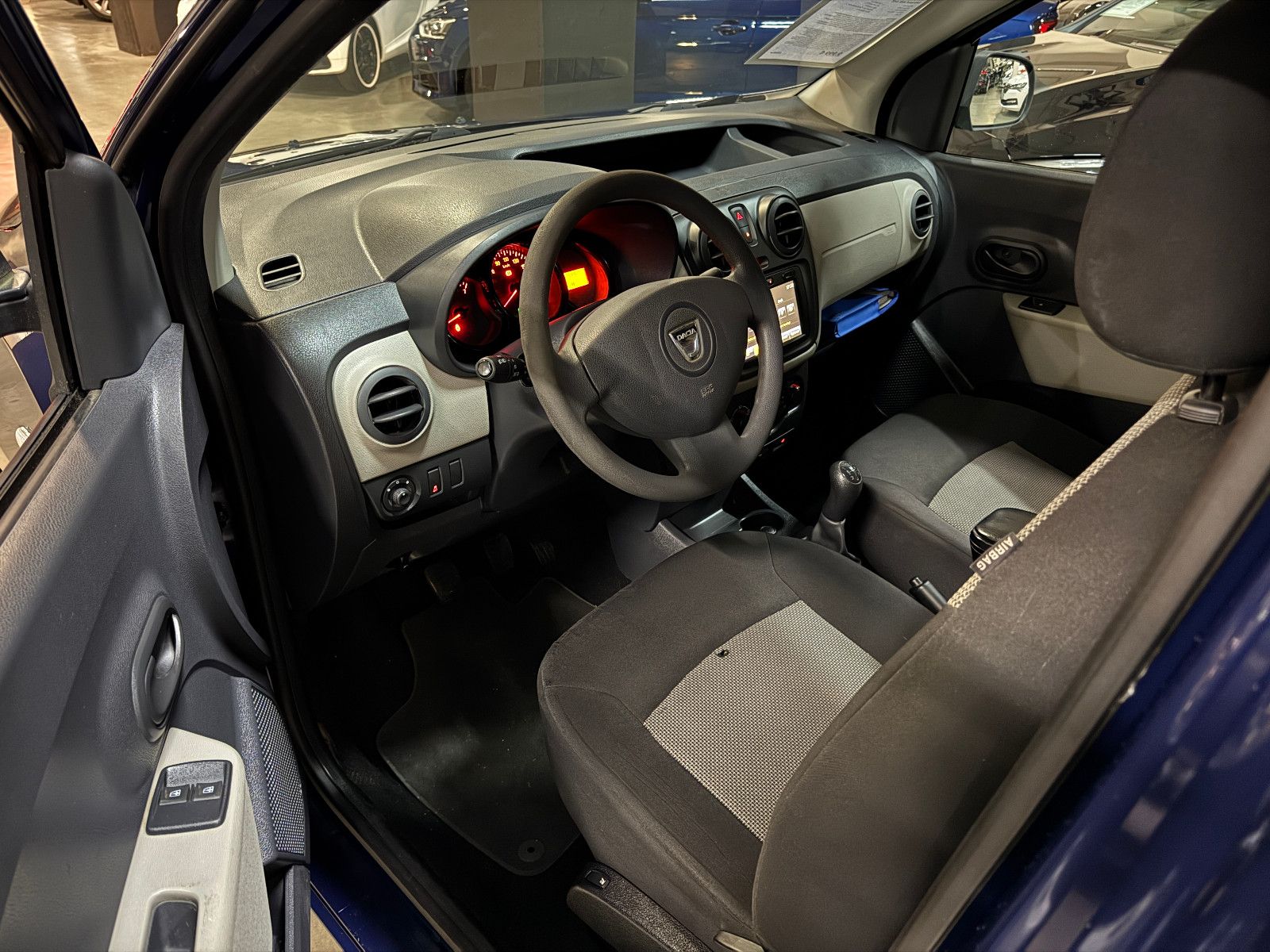 Fahrzeugabbildung Dacia Dokker Express Ambiance 1.6 LPG GAS NAVI AHK SHZ