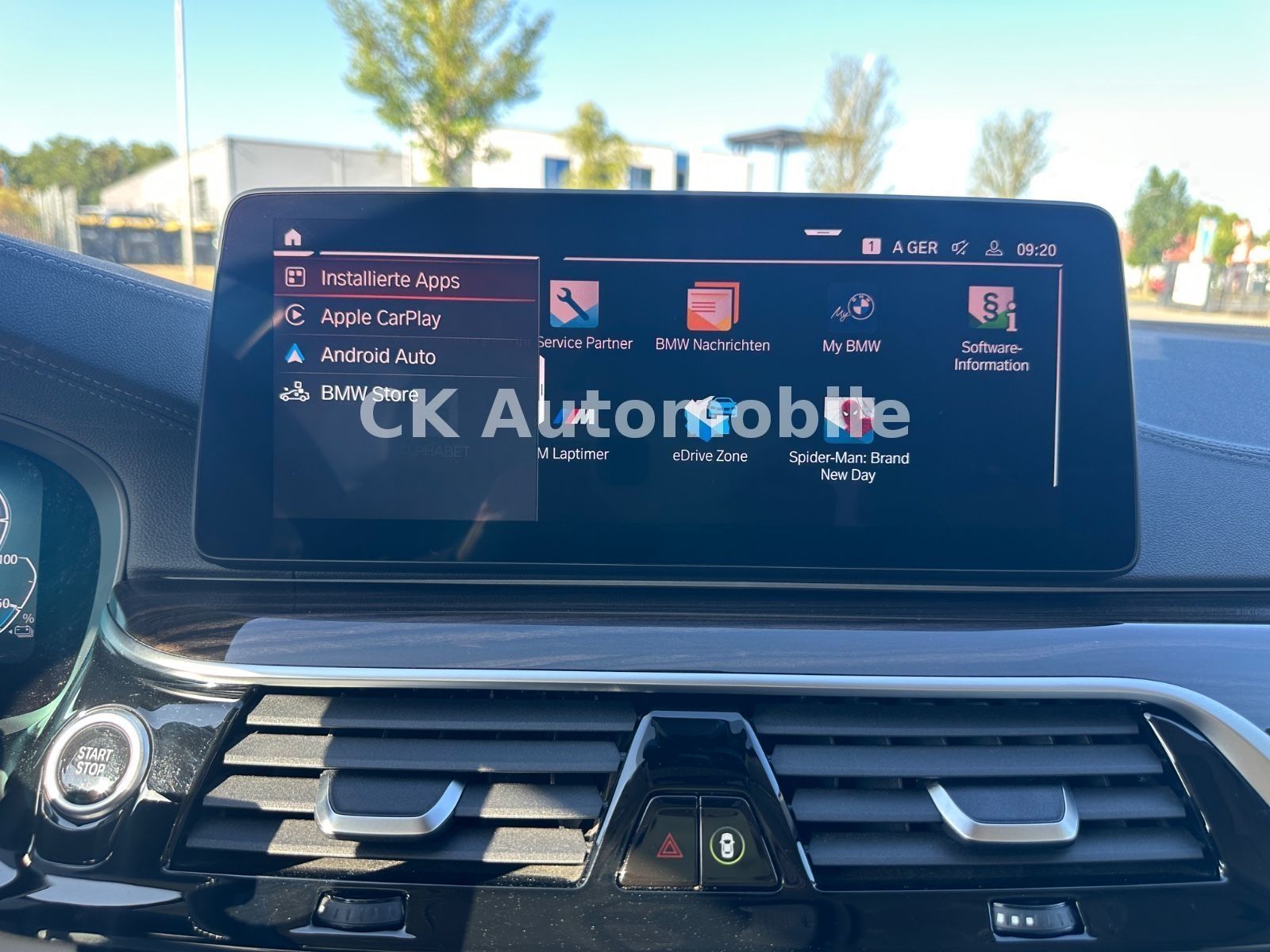 Fahrzeugabbildung BMW 530e xDrive Touring Luxury Line/Pano/LED/Kam/AHK