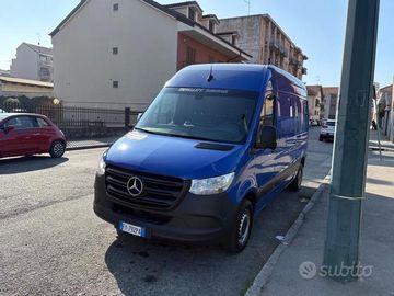 Mercedes Sprinter - 1
