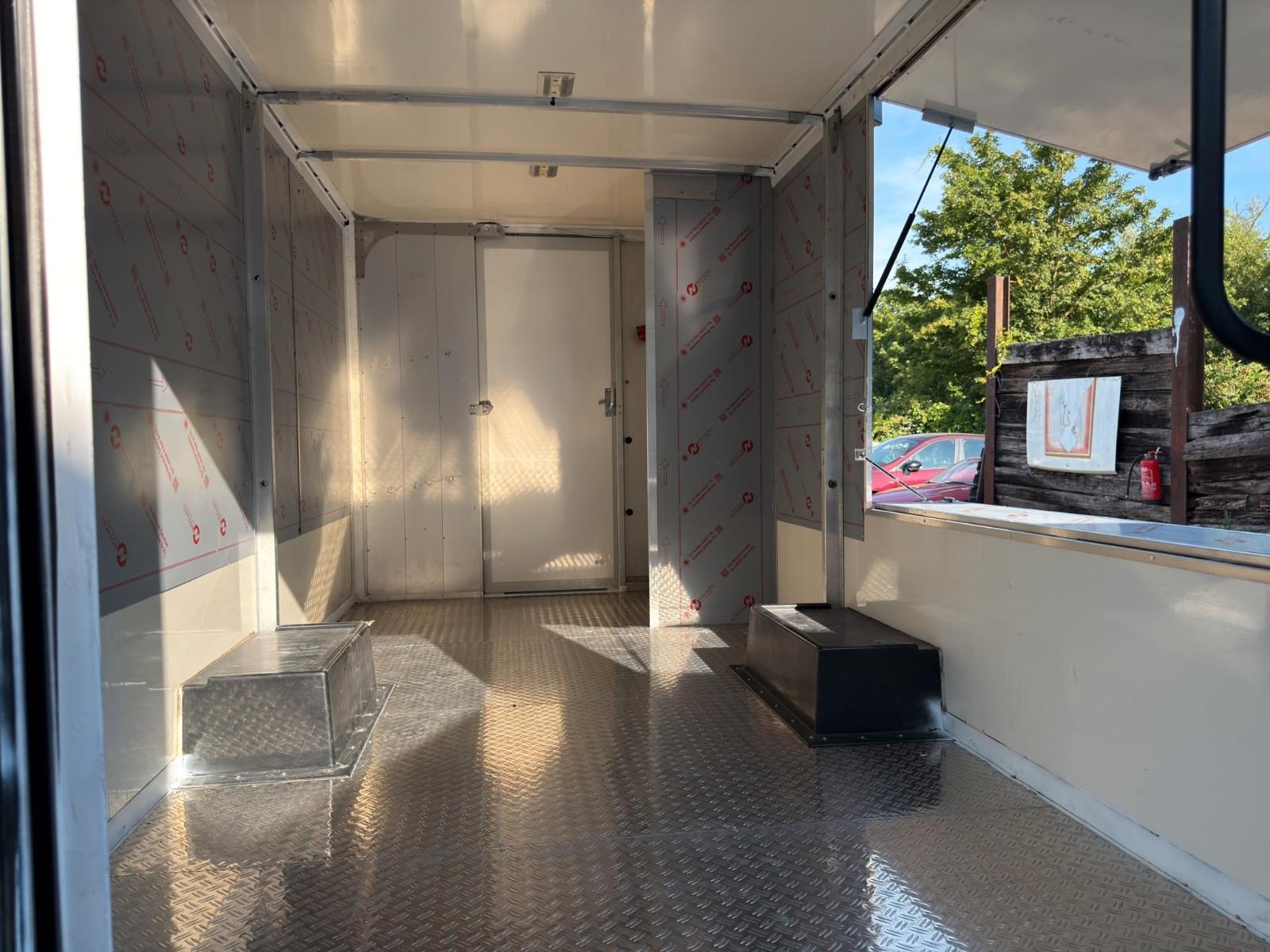 Iveco HAN Foodtruck & Imbisswagen Verkaufswagen