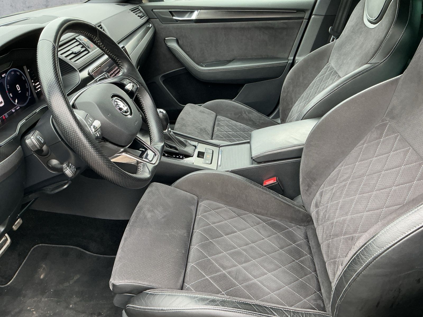 Skoda Superb - Bild 12
