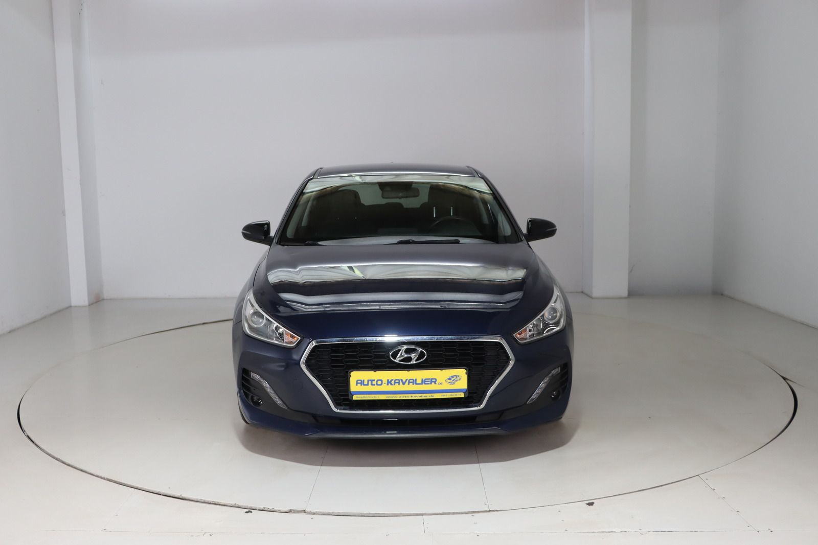 Fahrzeugabbildung Hyundai i30 1.4i * SHZ * Navi * DAB+ * Klima * YES!