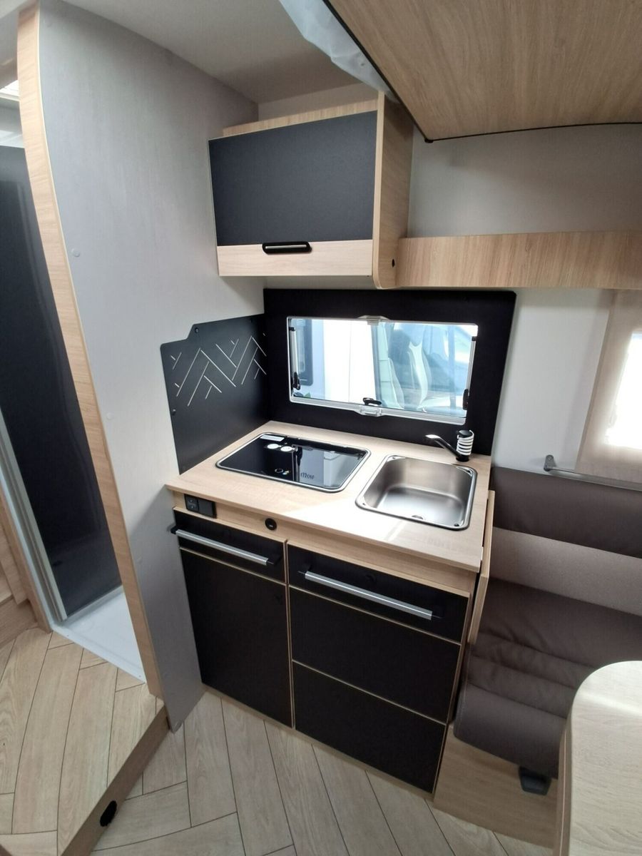 Fahrzeugabbildung Chausson Teilintegriert Titanium Line 797 Dörr30YEdition