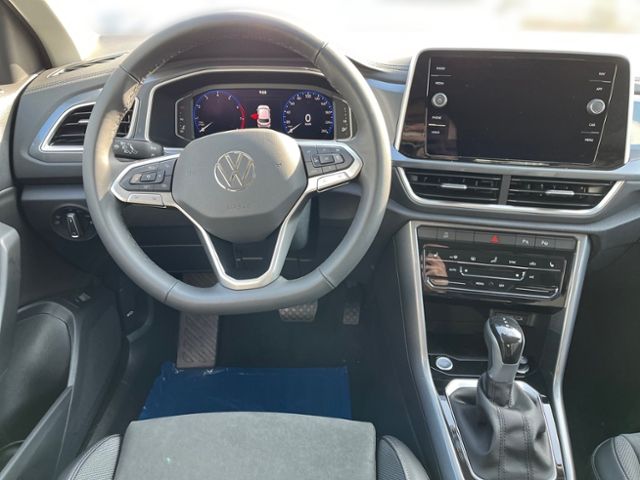 Fahrzeugabbildung Volkswagen T-Roc 1.5 TSI DSG AHK KAMERA