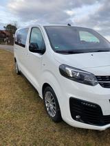 Opel Zafira Life Tourer 2.0 Diesel 110kW Innovation M - gebrauchte Opel Zafira Life aus dem Jahr 2020