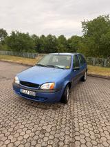 Ford Fiesta 1.3 60 PS | TÜV 03/2028 |Carpl... - gebrauchte Ford Fiesta aus dem Jahr 2001