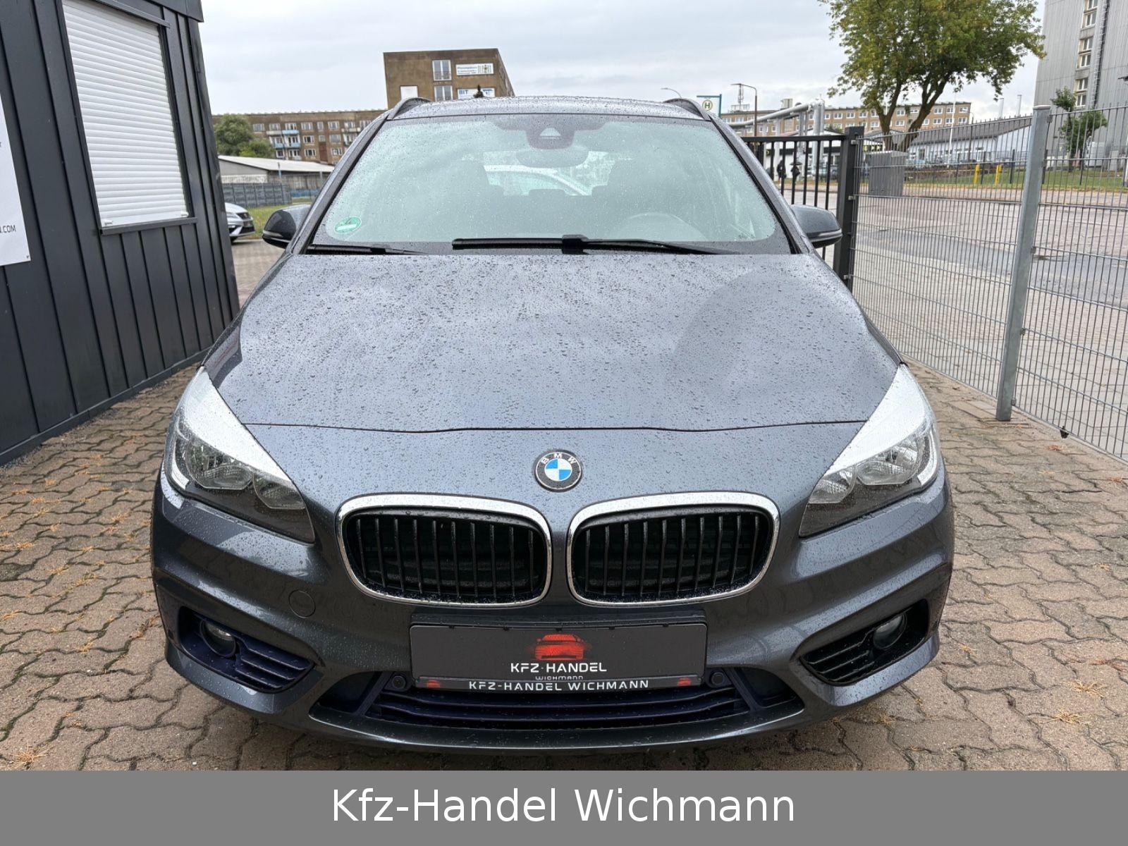 BMW 218i Active Tourer Sport Line - Automatik - AHK