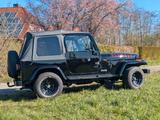 Jeep Wrangler YJ 2.5 - mit H-Kennzeichen  - Jeep: Yj