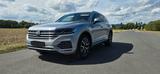 Volkswagen Touareg Elegance 3.0 TDI Bremsen Neu & 8-FACH - Volkswagen Touareg mit Diesel-Antrieb: Silber, mit Apple Carplay
