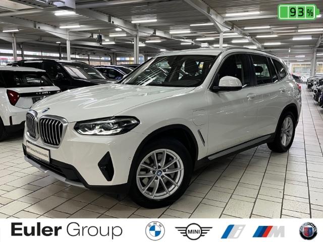 BMW X3 xDrive 30e A Parkass. Navi Sports. 18''LMR LE