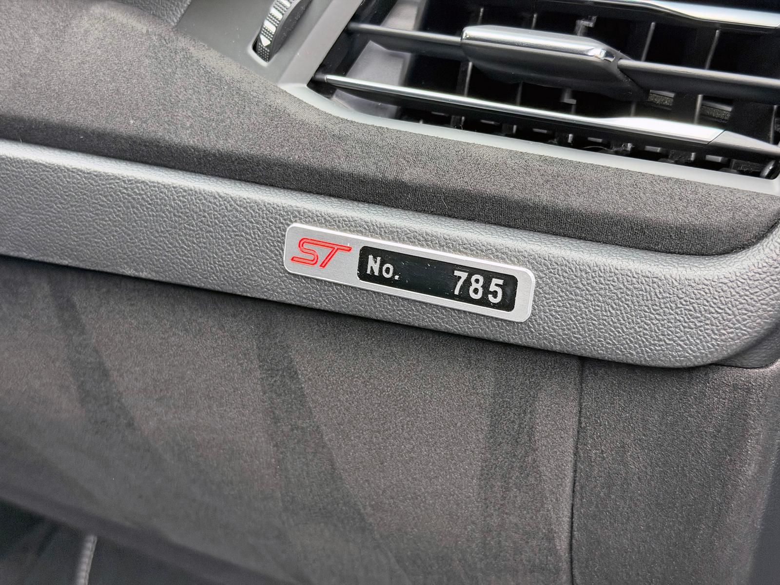 Fahrzeugabbildung Ford FOCUS ST PERFORMANCE/MAXTON/BULLX-MOTORSPORT/B&O