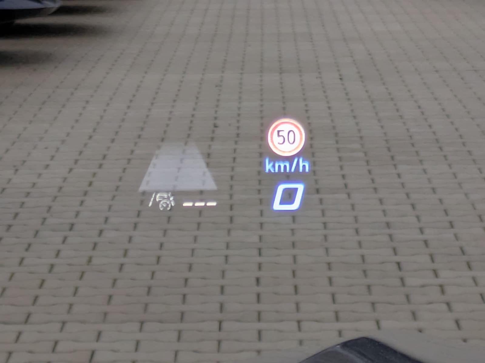 Fahrzeugabbildung CUPRA Terramar 2.0 TSI 4D VZ HUD*MATRIX*PANO*DCC*20"