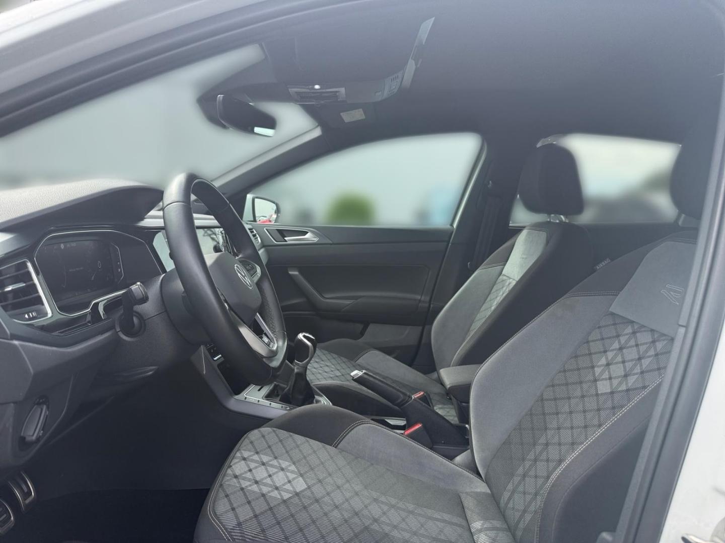 Volkswagen Polo VI R-Line 1.0 TSI El. Panodach Navi, миниатюра 13